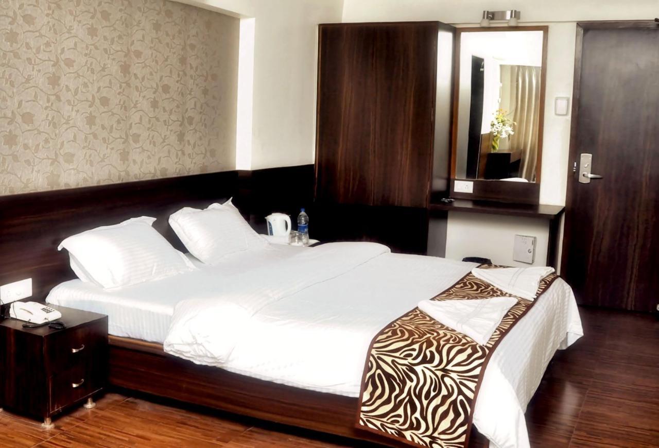 Hostel Mumbai By Maharana Inn Ngoại thất bức ảnh