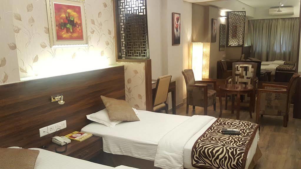 Hostel Mumbai By Maharana Inn Ngoại thất bức ảnh